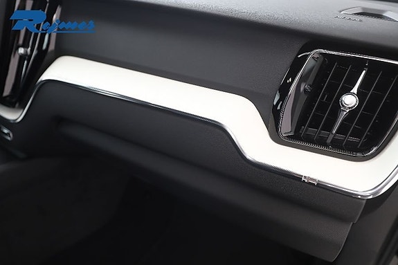 Volvo XC60 20 of 21