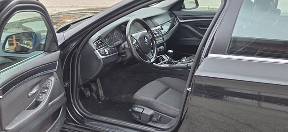 BMW 520 24 of 27