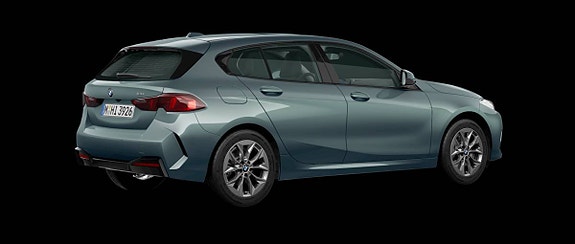 BMW 120i 3 of 4