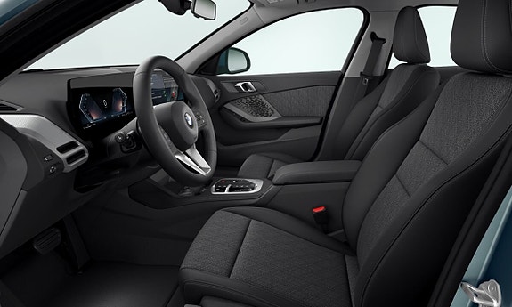 BMW 120i 4 of 4