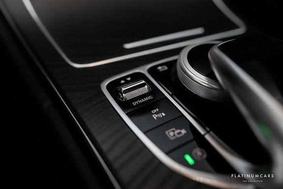 Mercedes-Benz C180 13 of 16