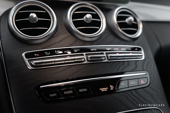 Mercedes-Benz C180 12 of 16