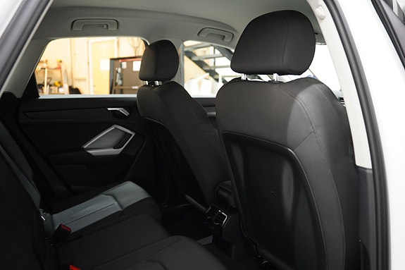 Audi Q3 19 of 22