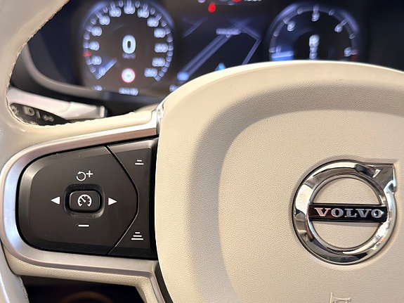 Volvo V60 20 of 26