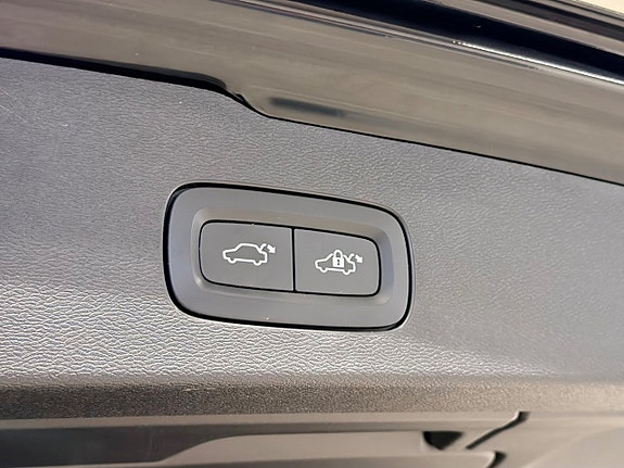 Volvo V60 12 of 26