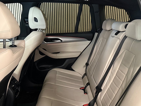 BMW X3 23 of 26