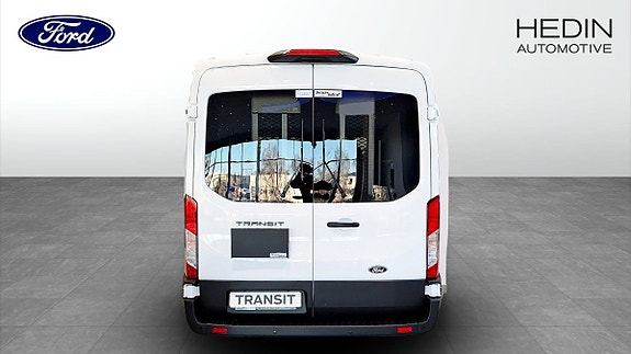 Ford Transit 7 of 10