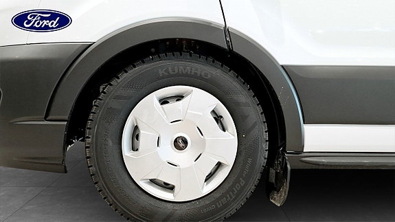 Ford Transit 9 of 10