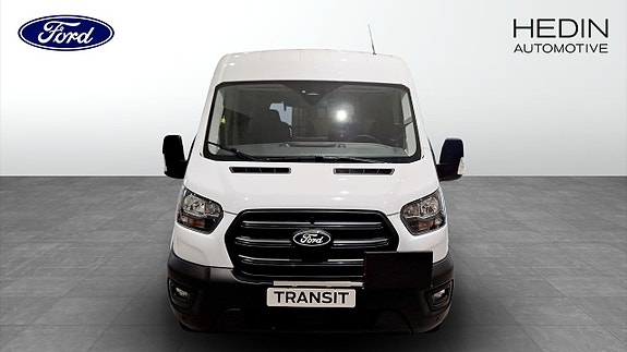 Ford Transit 8 of 9