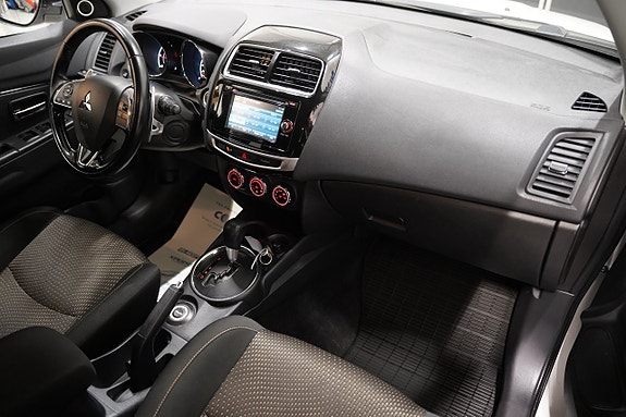 Mitsubishi ASX 8 of 18