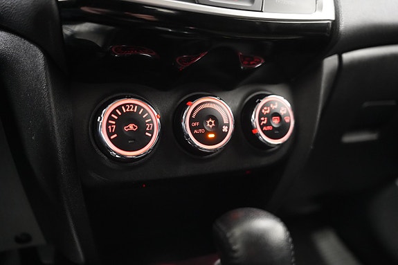 Mitsubishi ASX 13 of 18