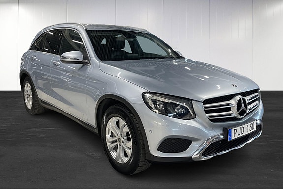 Mercedes-Benz GLC220 d 2 of 5