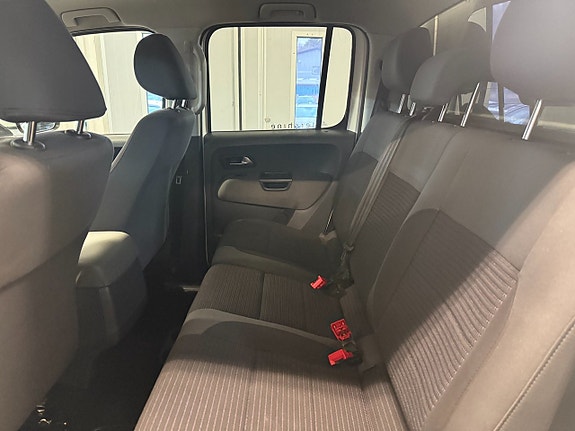 Volkswagen Amarok 8 of 14