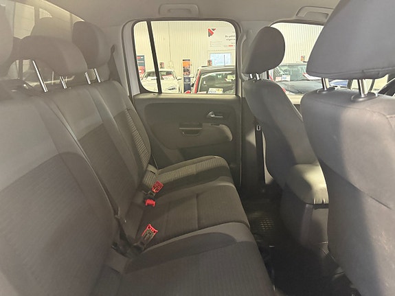 Volkswagen Amarok 10 of 14