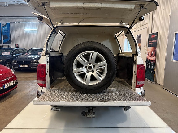 Volkswagen Amarok 13 of 14