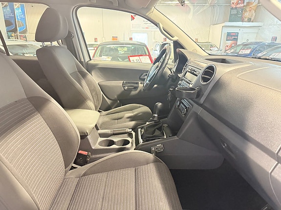Volkswagen Amarok 9 of 14