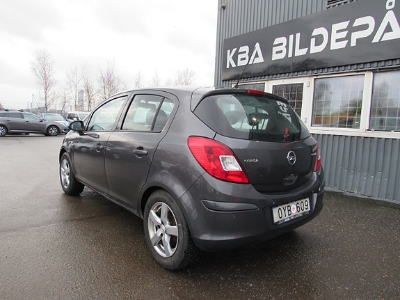 Opel Corsa 8 of 14