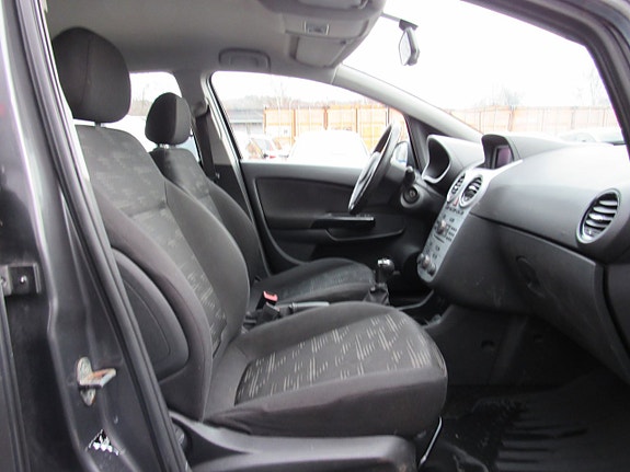 Opel Corsa 10 of 14