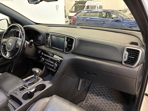 Kia Sportage 15 of 19