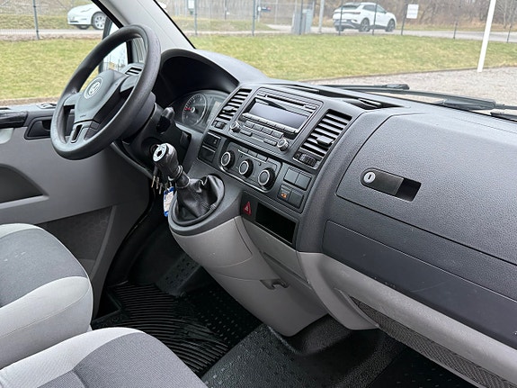 Volkswagen Transporter 16 of 21