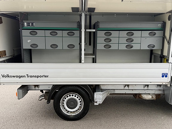 Volkswagen Transporter 14 of 21