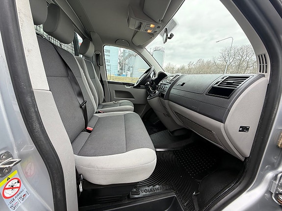 Volkswagen Transporter 15 of 21