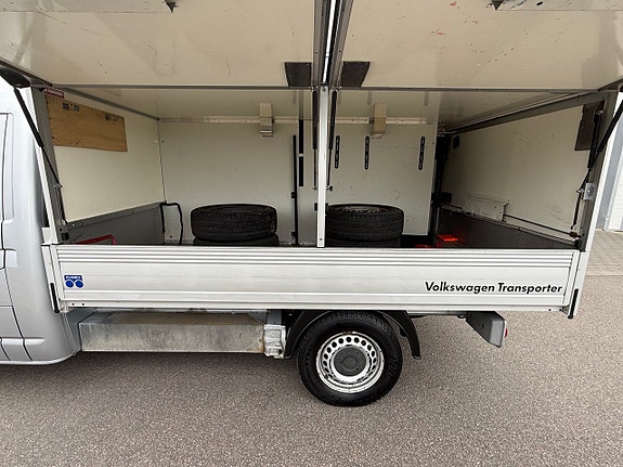 Volkswagen Transporter 19 of 21