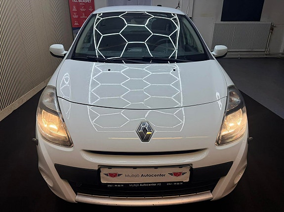 Renault Clio 6 of 16