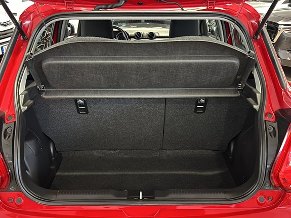 Suzuki Swift 9 of 14