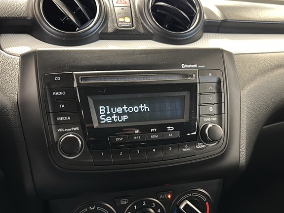 Suzuki Swift 12 of 14