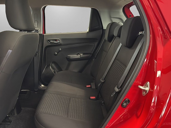 Suzuki Swift 8 of 14