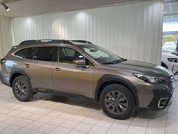 Subaru Outback 2 of 19