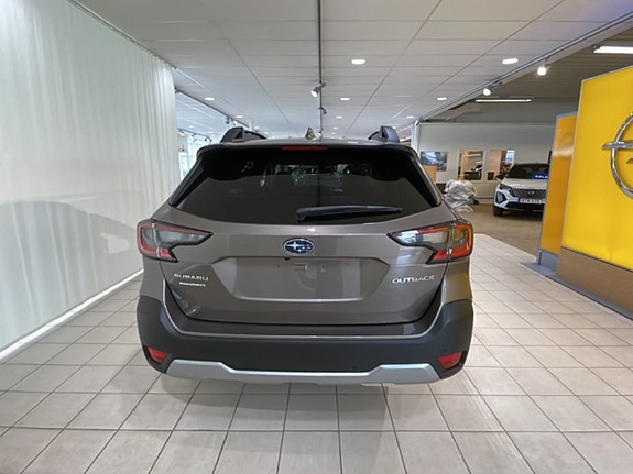 Subaru Outback 19 of 19