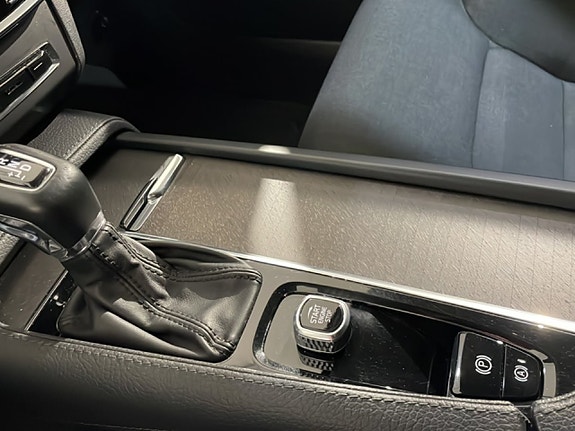 Volvo V90 Cross Country 11 of 18
