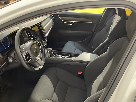 Volvo V90 Cross Country 5 of 5