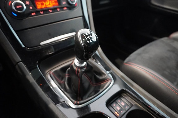 Ford Mondeo 7 of 13