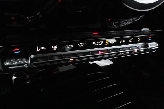 Mercedes-Benz A250 e 23 of 30