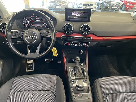 Audi Q2 10 of 20