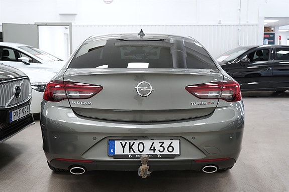 Opel Insignia 4 of 5