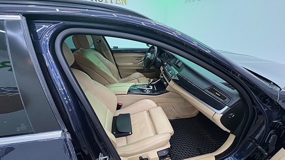 BMW 525d 12 of 13