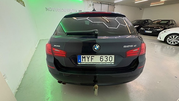 BMW 525d 9 of 13