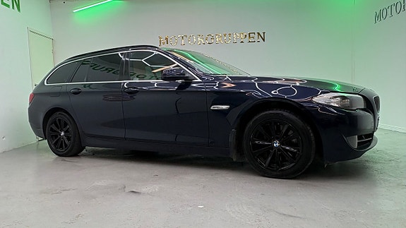 BMW 525d 2 of 5