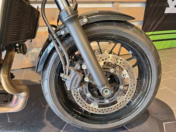 Kawasaki Z650 RS 6 of 9