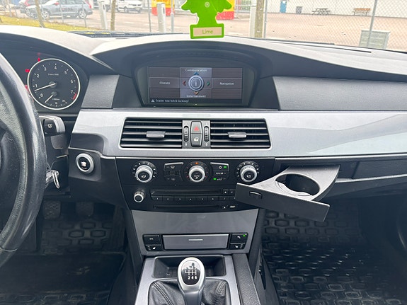 BMW 530i 5 of 5