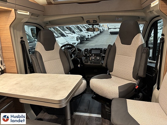 Knaus VAN TI VANSATION 650 MEG 4 of 8