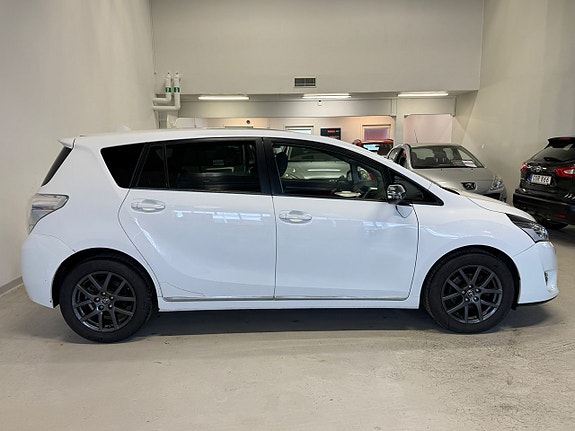 Toyota Verso 7 of 23