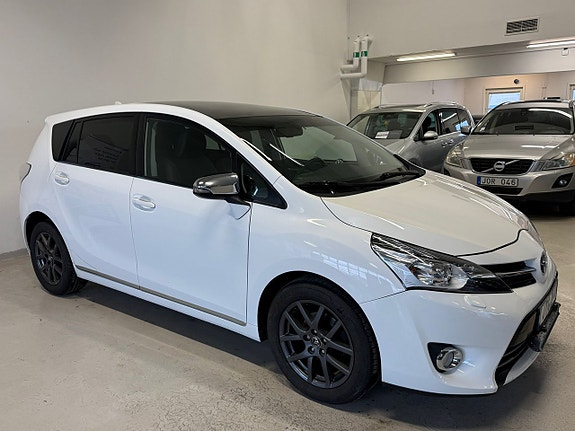 Toyota Verso 6 of 23