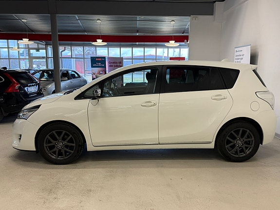 Toyota Verso 4 of 5