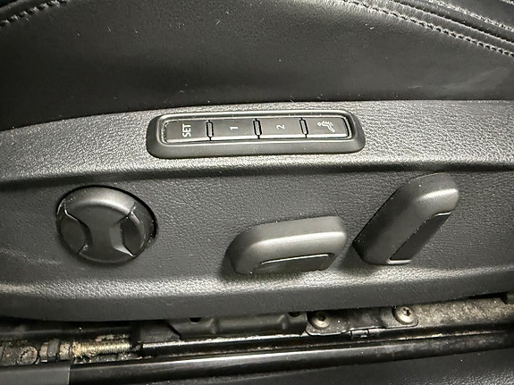 Volkswagen Passat Alltrack 22 of 22