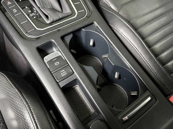 Volkswagen Passat Alltrack 21 of 22